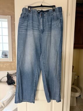 Judy Blue Light Blue Relaxed Denim Jeans
